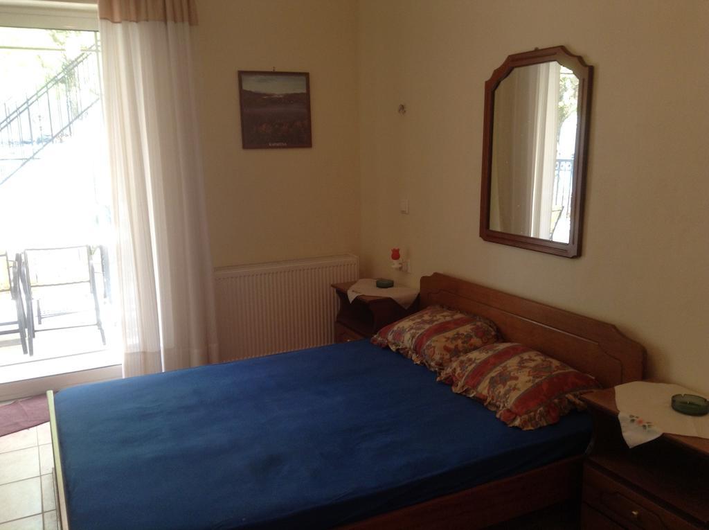 Hotel Πανδοχείο Λίμνης Πλαστήρα Kastanéa Zimmer foto